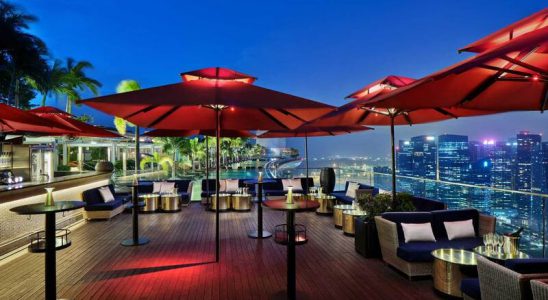 Cé La Vie Club Lounge