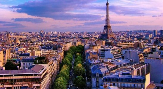 Paris - thủ đô hiện đại của Pháp